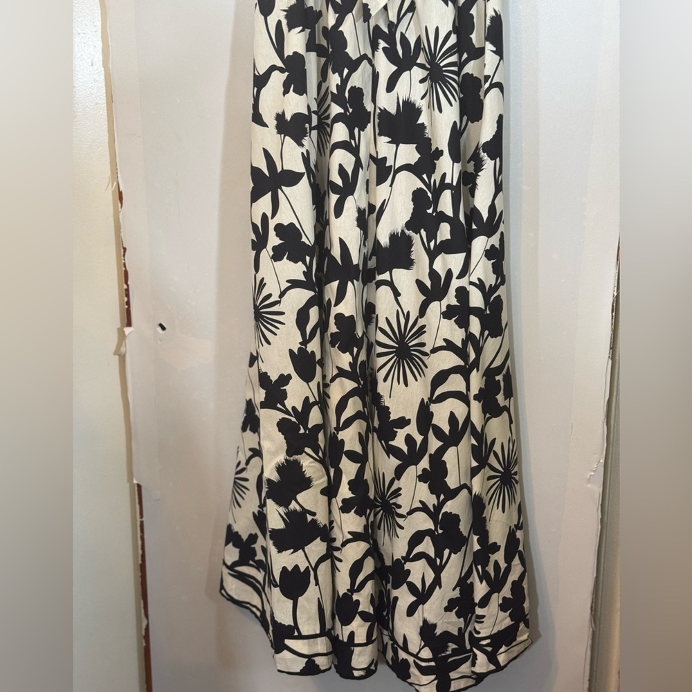 Aakaa Ballagio Black Floral Deep Plunge Maxi Dress - Picture 10 of 15